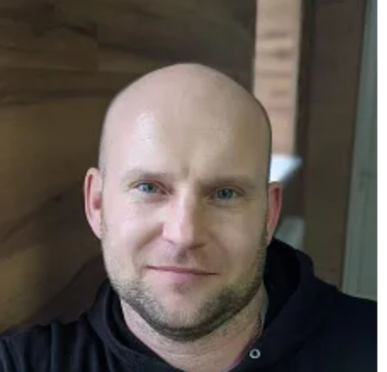  ,   Alex, 36 ,   ,   