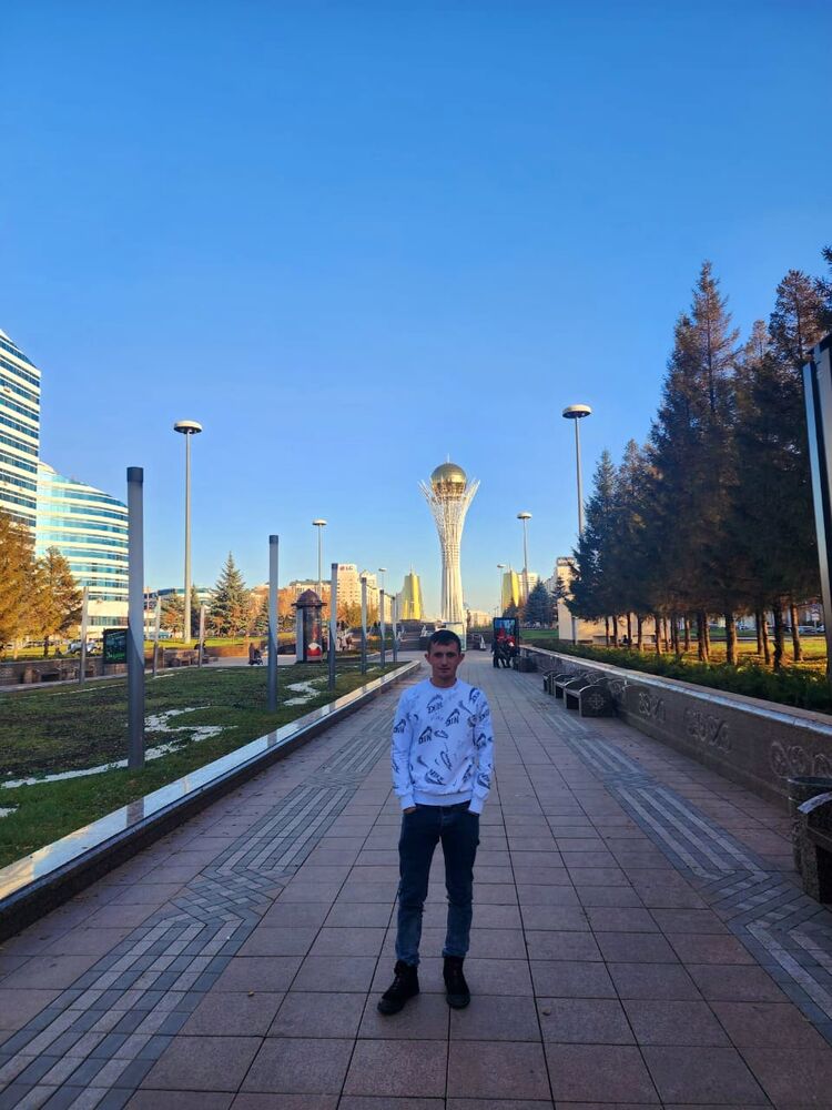  Kleinwarasdorf,   Robert shpat, 26 ,   ,   