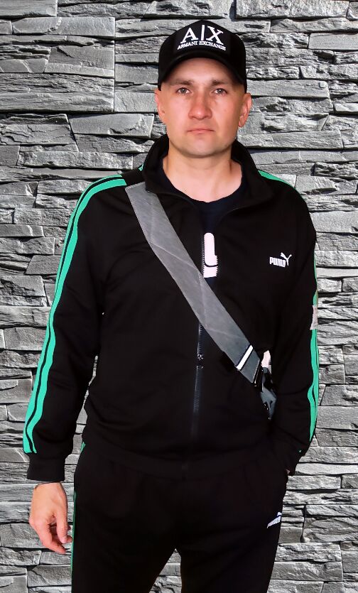  53258994  Igor, 42 ,    