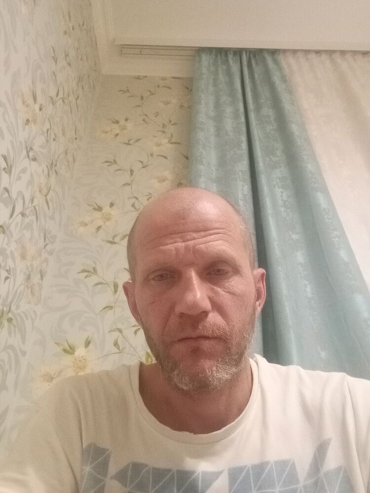  48050894  Alexander, 45 ,    