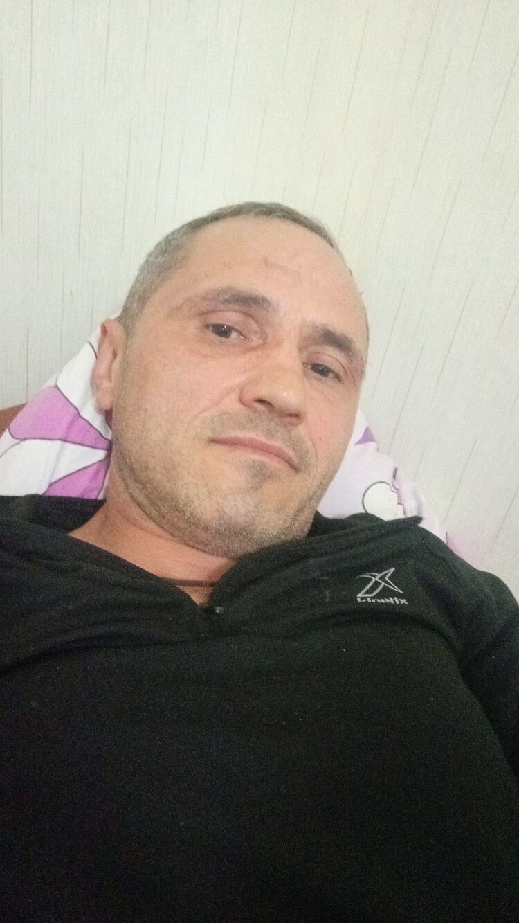  45264224  Dima, 44 ,    