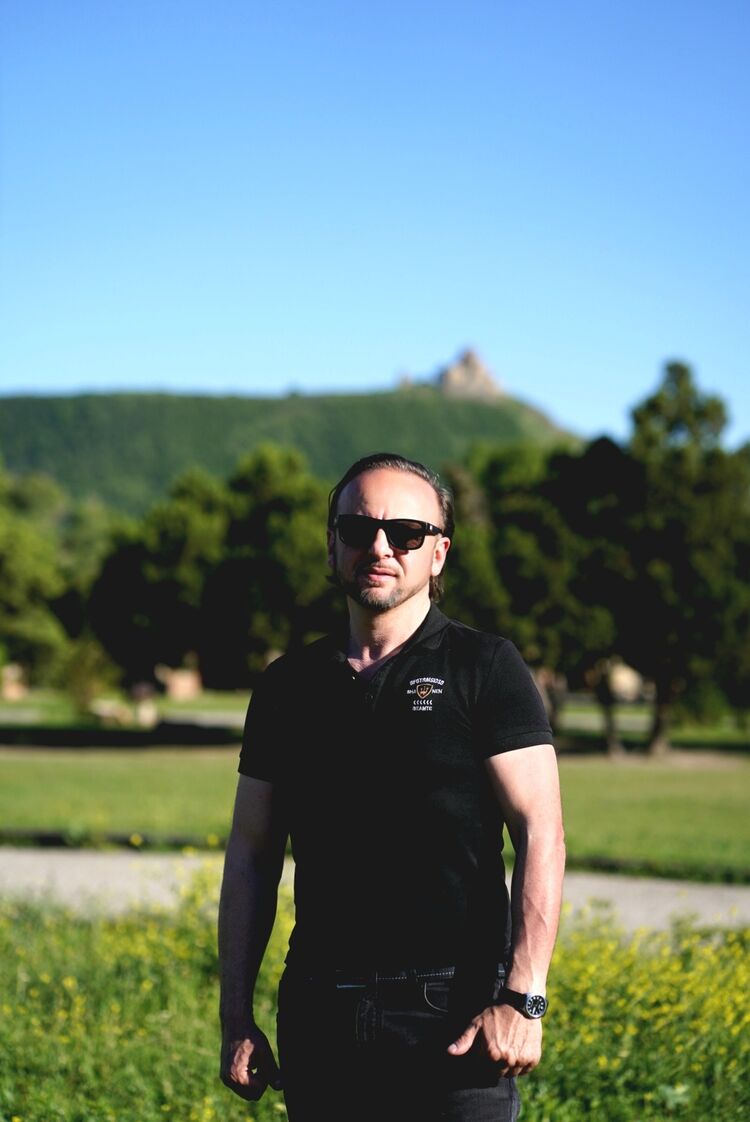 ���� 51416774 ������� Kote, 32 ����, ���� ���������� � Al Ghardaqah