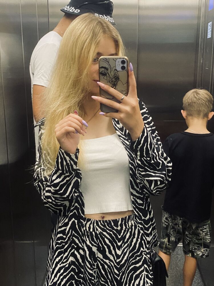  -,   , 19 ,   