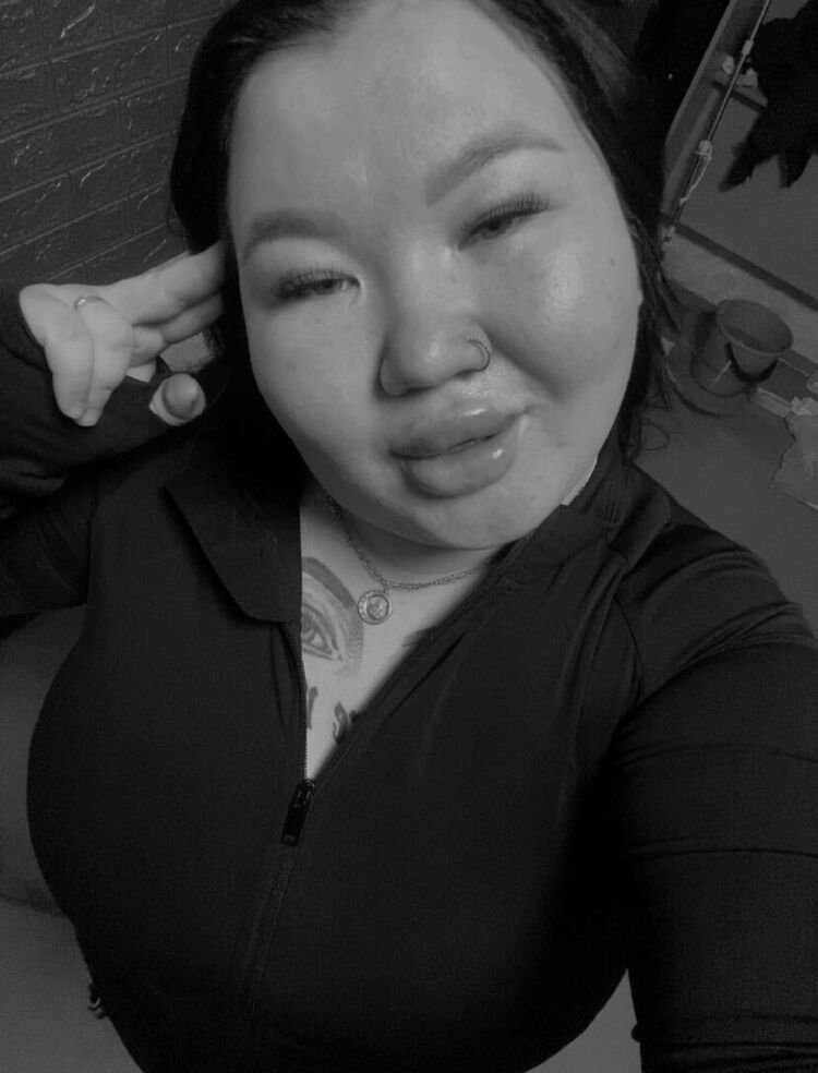  ,   Venera, 22 ,   , 