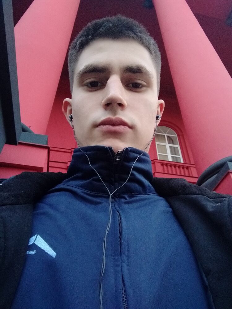  18126884  , 24 ,    