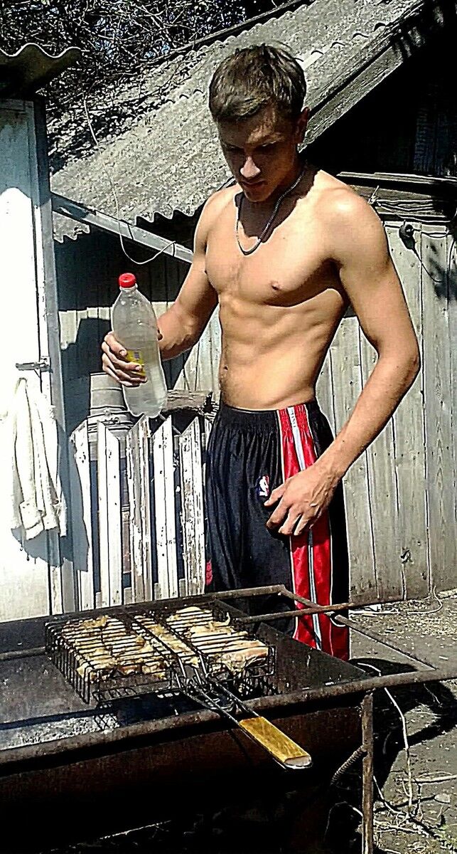  ,   AlexCat, 33 ,   ,   , c 