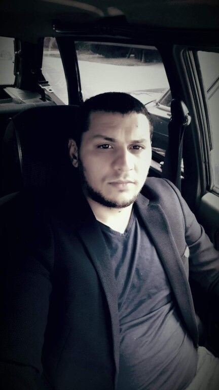  8265584  Andrei, 37 ,    