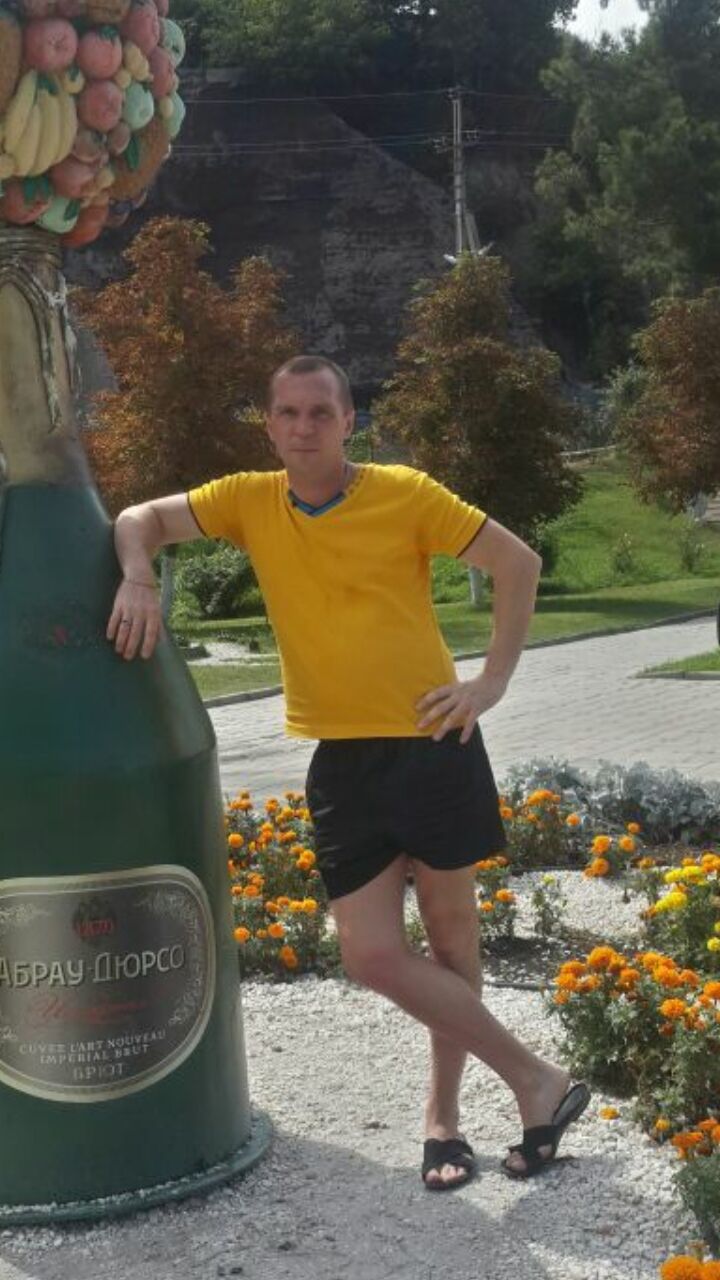  ,   Sergey, 46 ,   , 