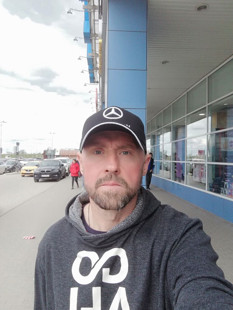  ,   Dima, 49 ,  