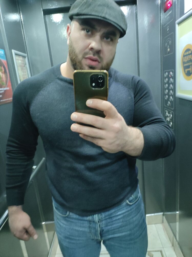 31844604  , 35 ,    
