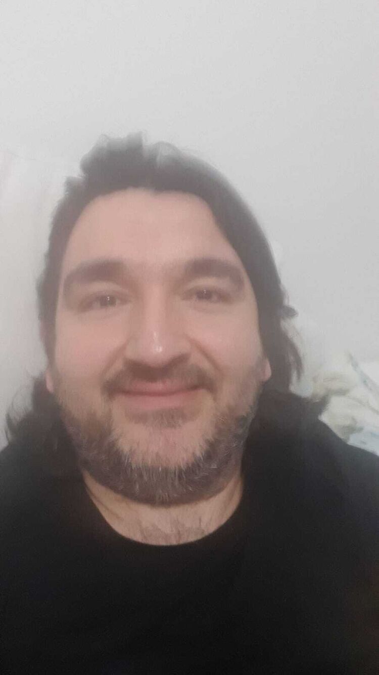  37376364  Cihan, 45 ,    