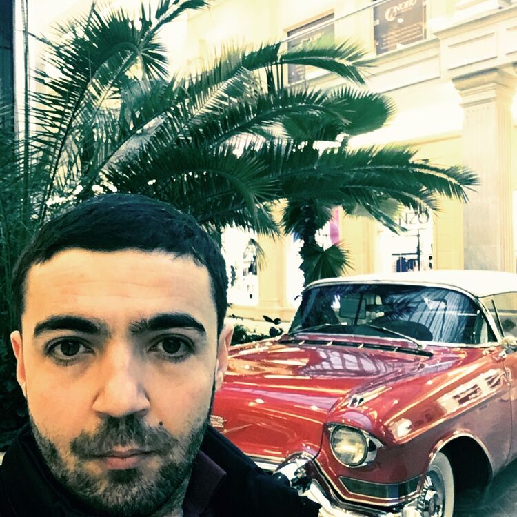  35486494  Yanes, 37 ,    