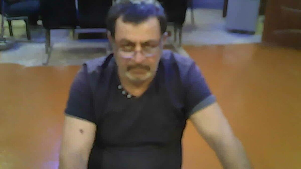  18585994  , 61 ,    