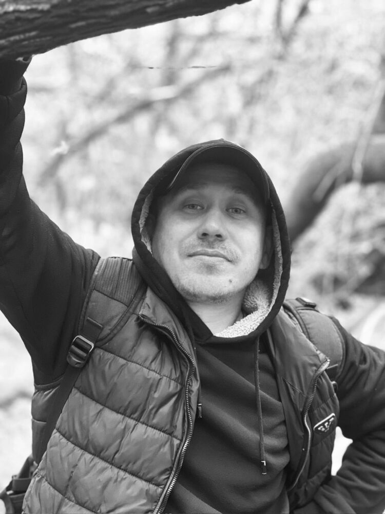  ,   Andrei, 32 ,   ,   , c , 