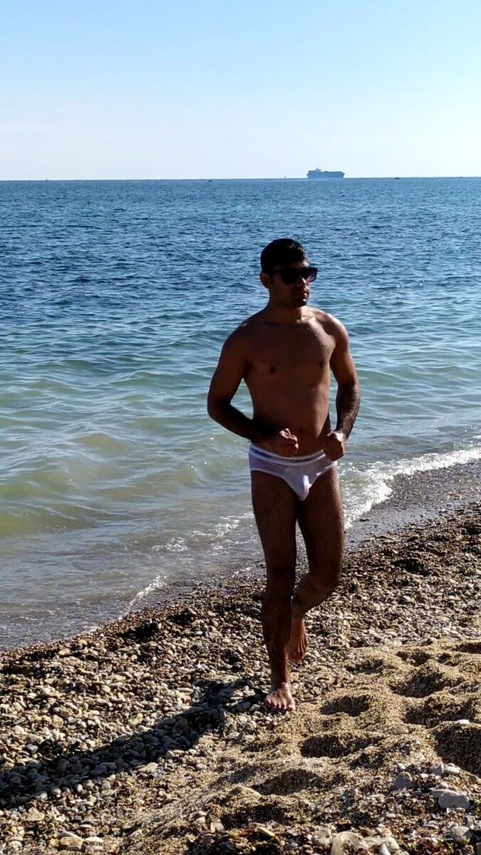  ,   Jonny, 28 ,   ,   , c , 