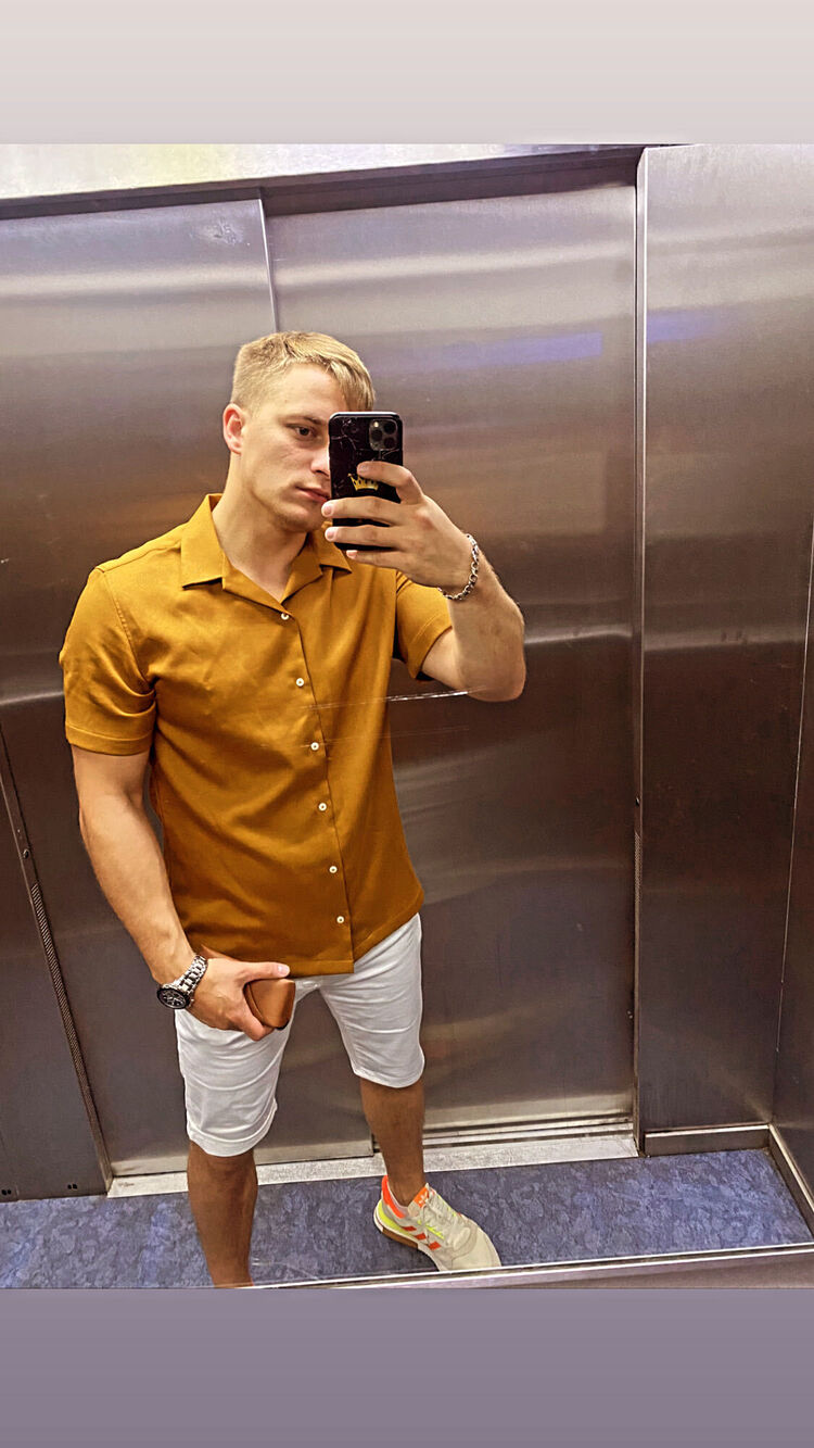  ,   , 33 ,   ,   