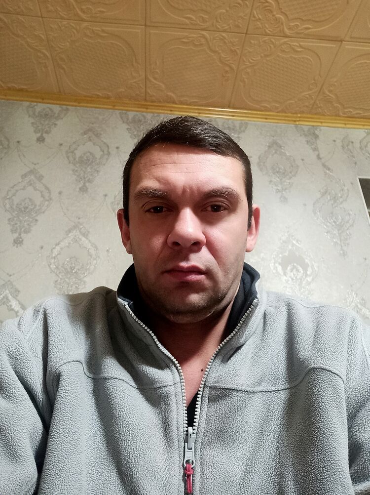  50235044  , 42 ,    