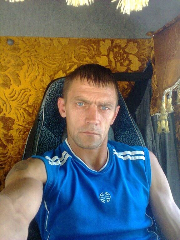  46263424  , 49 ,    