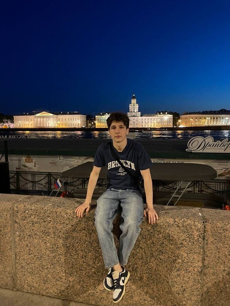  45868904  , 21 ,    
