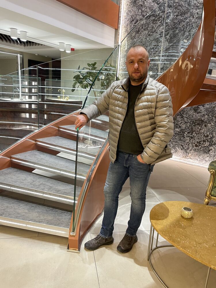  ,   Levent, 44 ,   ,   , 