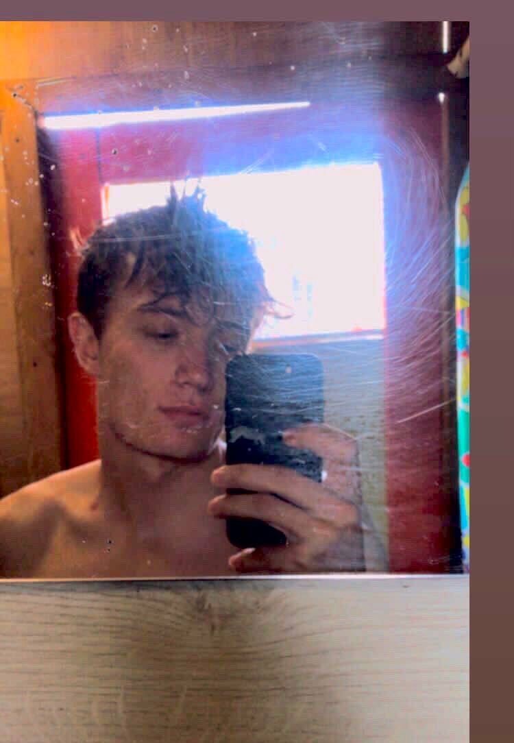  ,   Anton, 23 ,   ,   