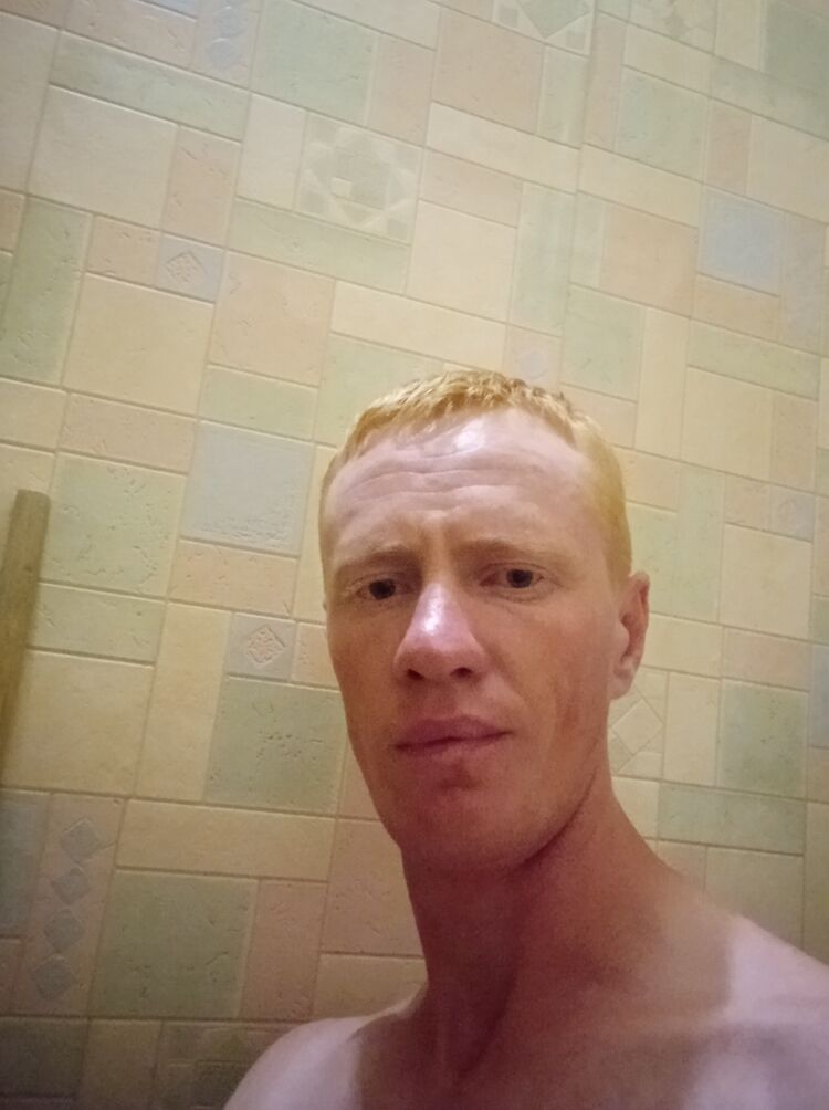  35673824  Valeriy, 42 ,    