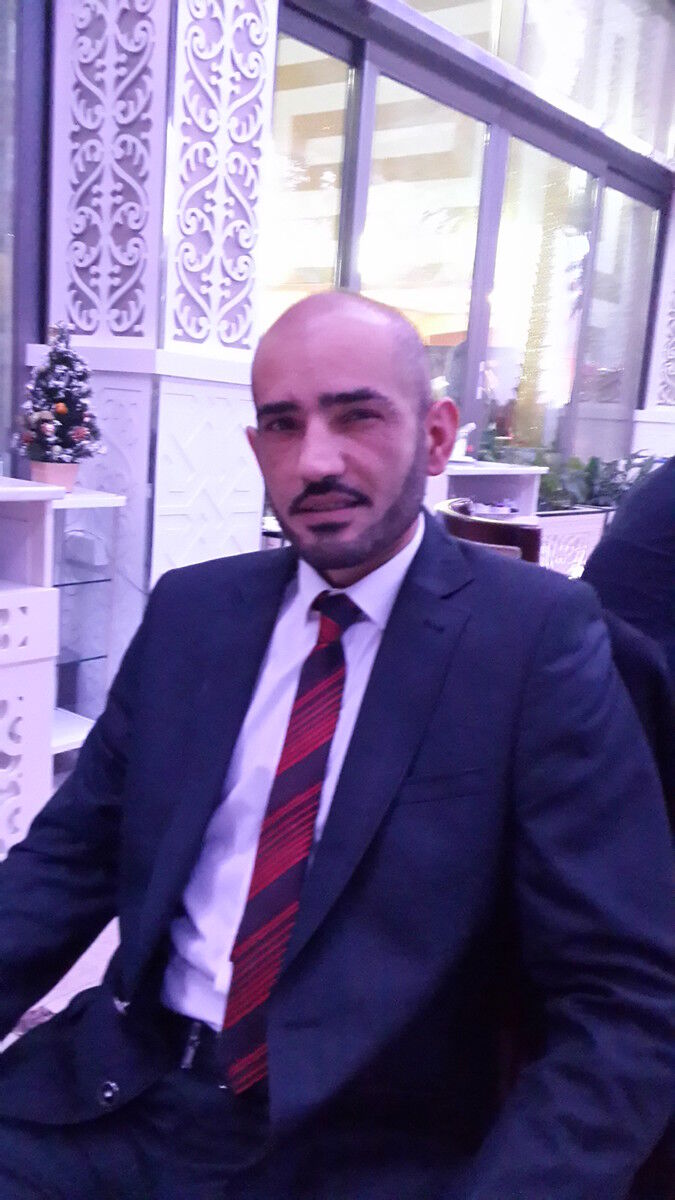  4374504  Ceyhun, 44 ,    