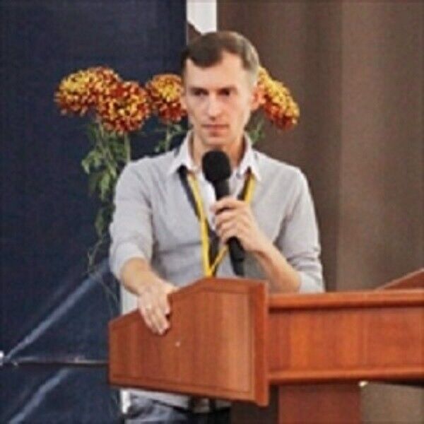 20006994  Oleg, 44 ,    