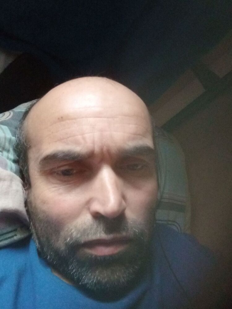  51314624  Abduraim, 41 ,    