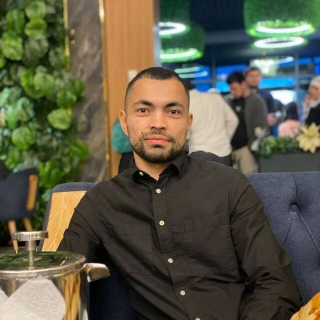  50938554  Ismail, 26 ,    