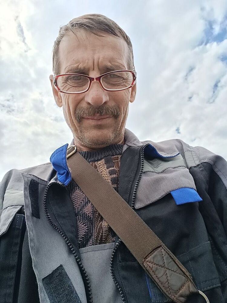  ,   Ivan, 60 ,   ,   