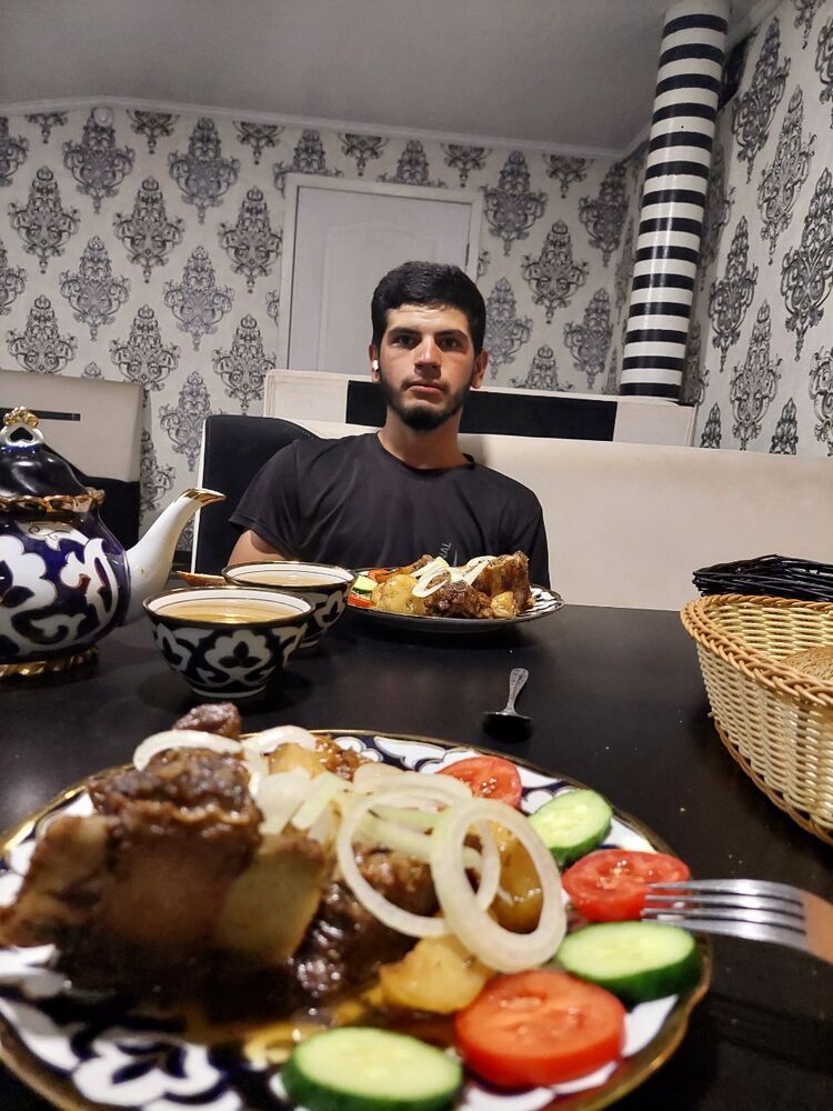  29653534  Azizbek, 23 ,    
