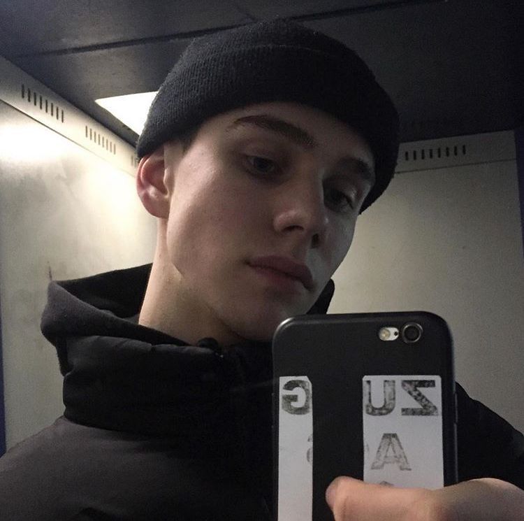 ���� 40310484 ����� ����, 23 ����, ���� ���������� � ������