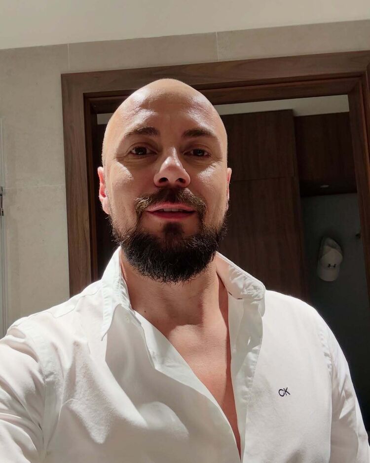  49603914  , 37 ,    