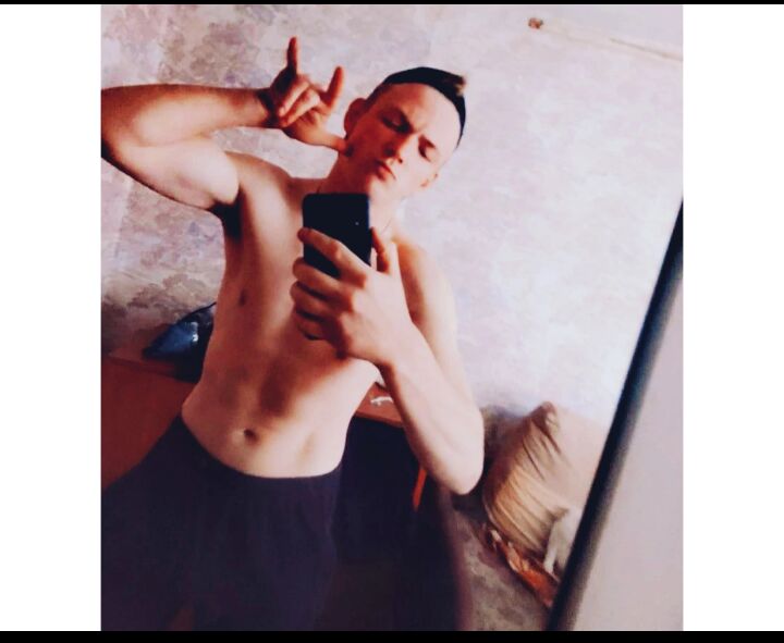  35598154  Tema, 28 ,    