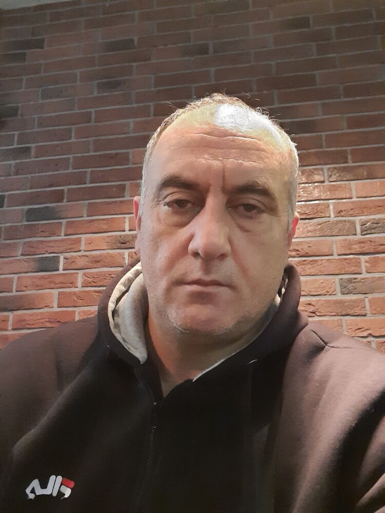  42296174  , 52 ,    