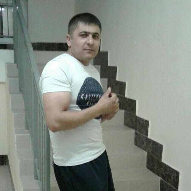  18289004  Maksim, 40 ,    