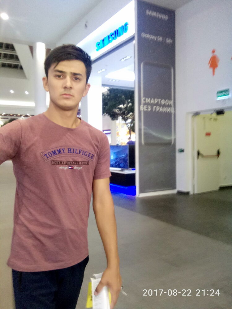  10295074  Izzat, 30 ,    