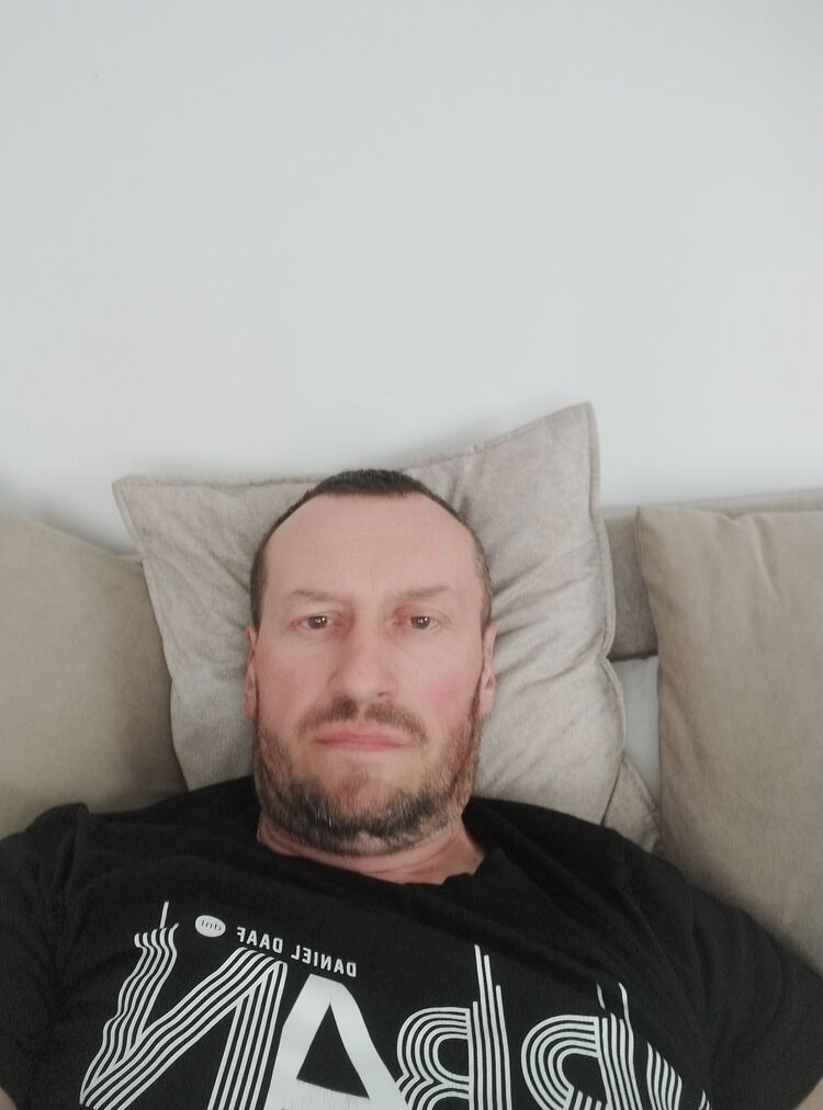  43940964  , 46 ,    -