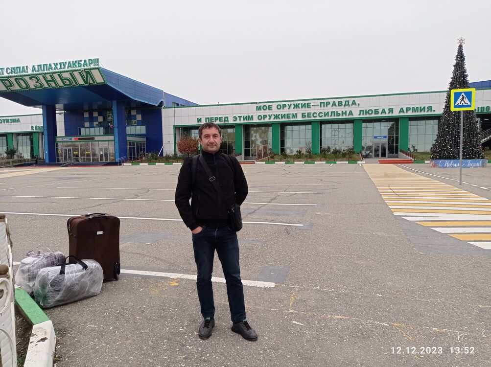  51047054  Ruslan, 39 ,    