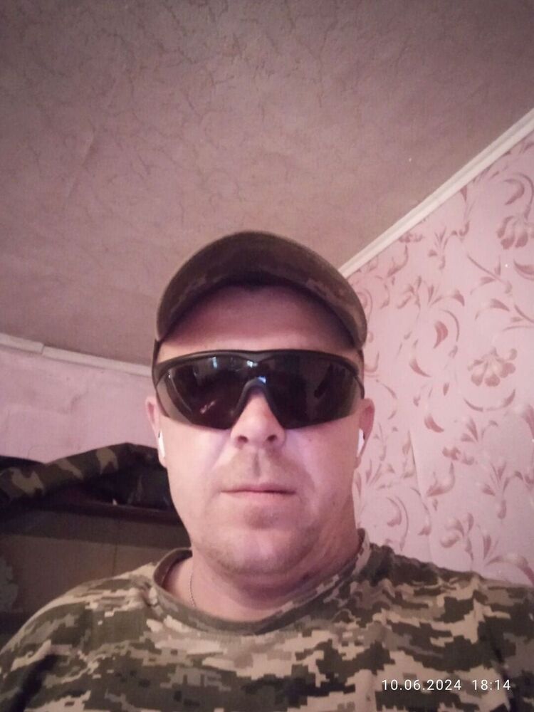  43952784  , 32 ,    