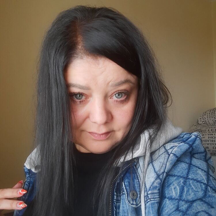  34733934  Viktoriia, 39 ,    
