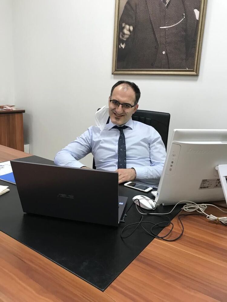  41605664  Mustafa, 40 ,    