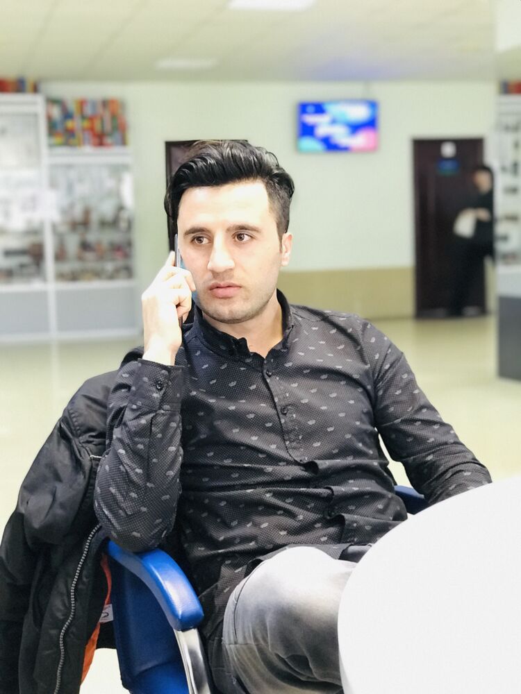  ,   Alan, 28 ,   ,   , c , 