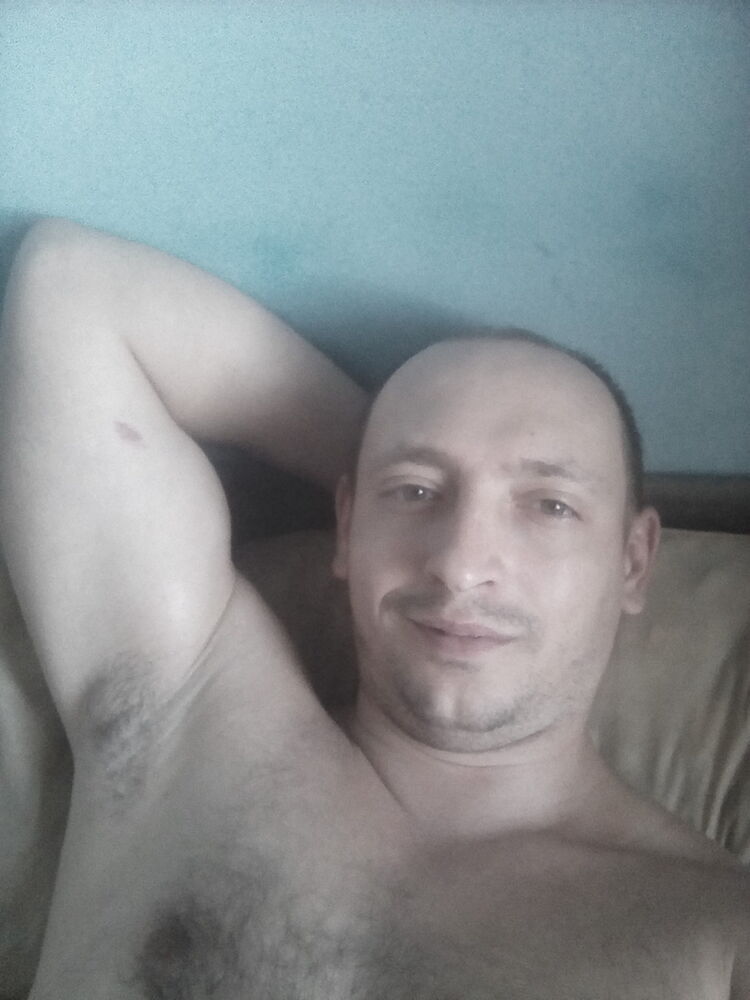  15975214  , 37 ,    