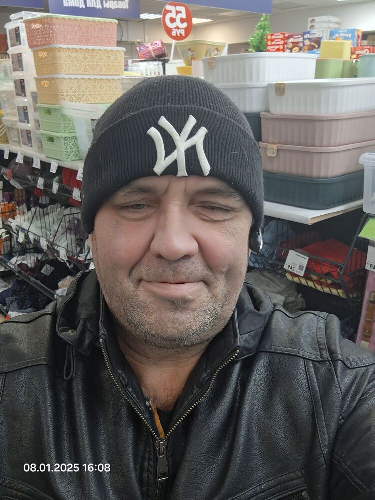  49494514  Alexander, 51 ,    