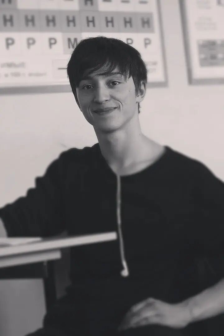  29836334  Grisha, 24 ,    