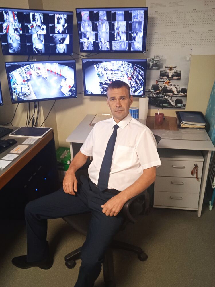  ,   Pavel, 39 ,   ,   , c , 