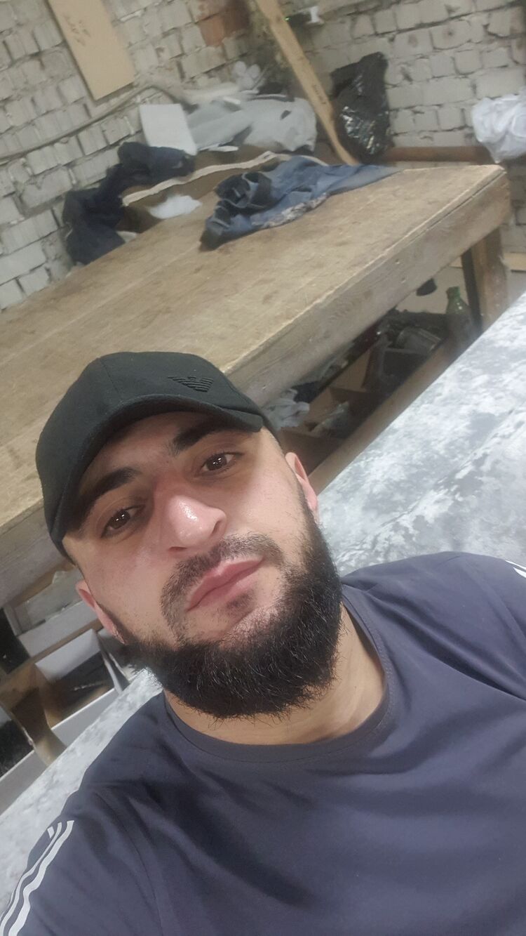  44305224  , 30 ,    