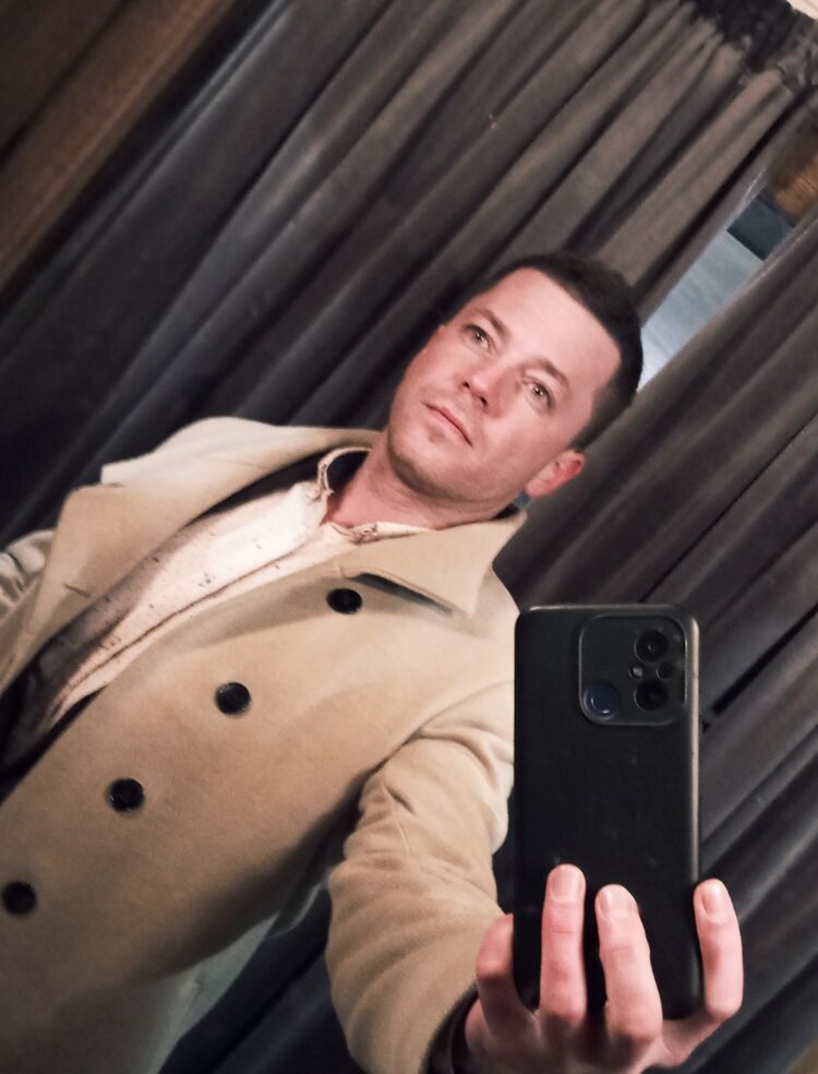  -,   , 33 ,  